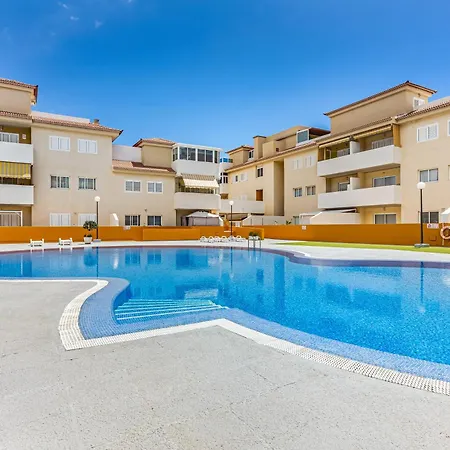 Roof Terrace, Pool Near