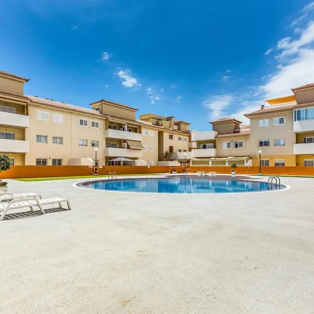 Roof Terrace, Pool Near
